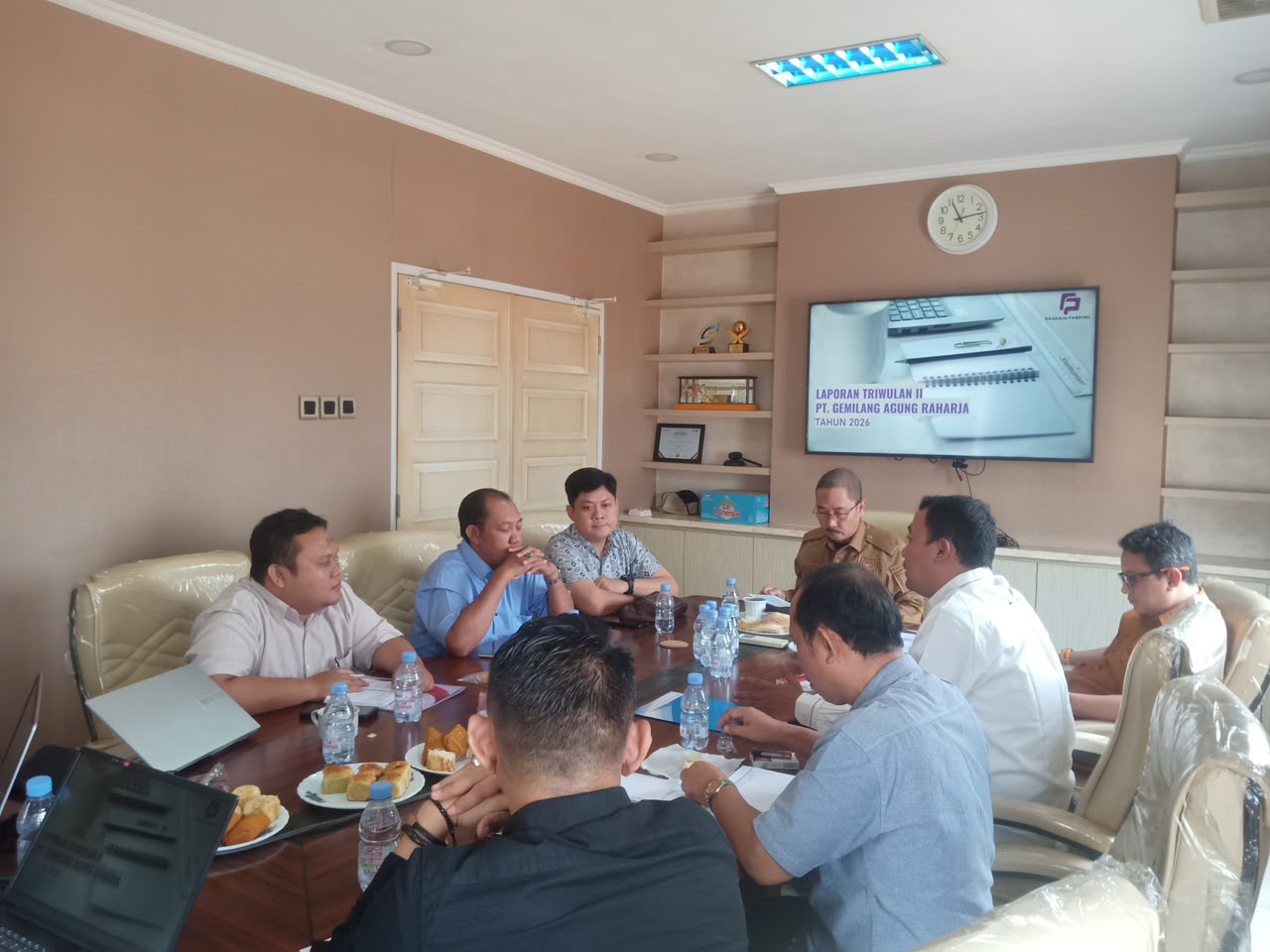 Rapat Evaluasi Triwulan II Anak Perusahaan PT Mitra Kerta Raharja (Perseroda)